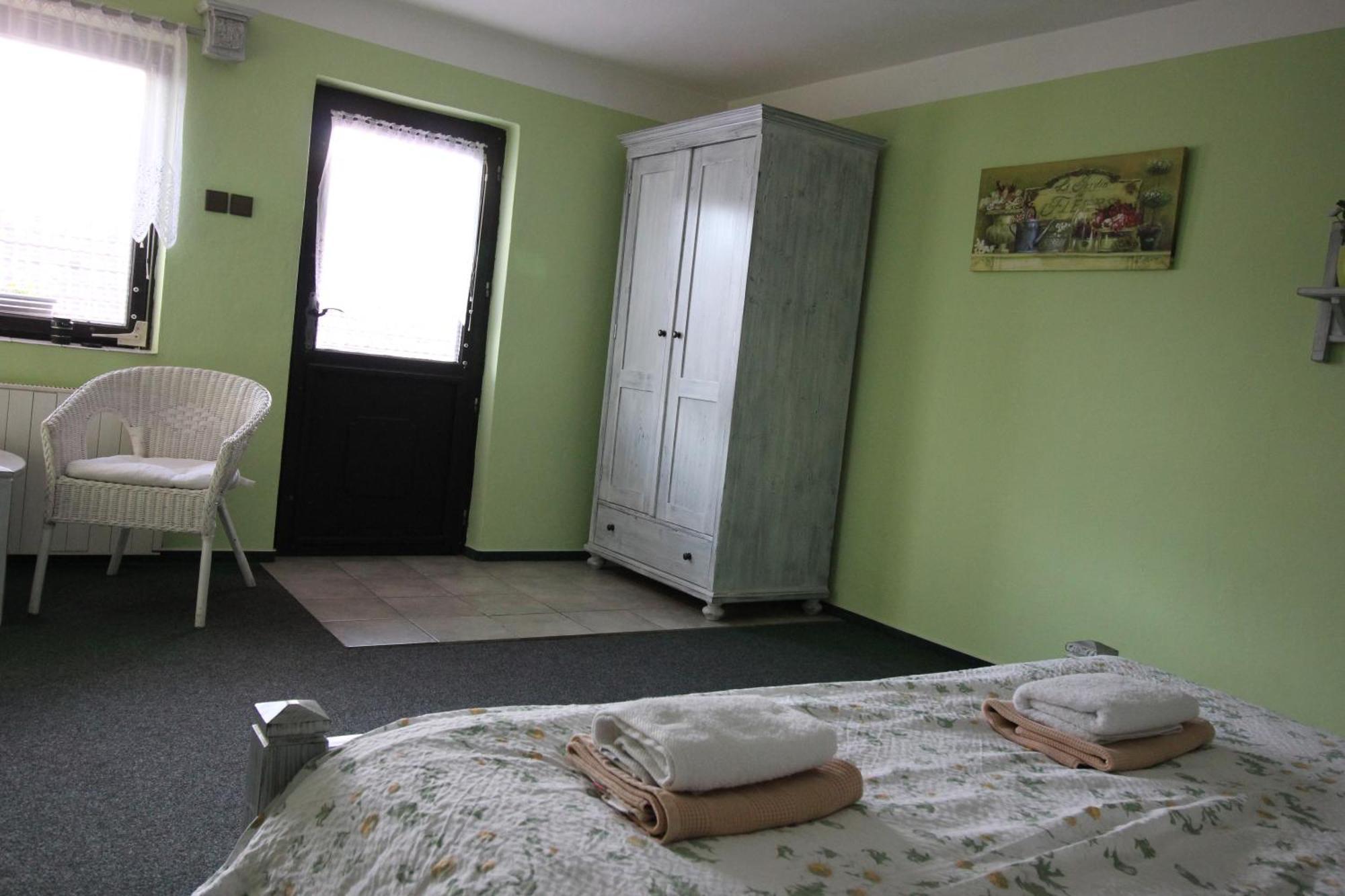 Penzion Na Statku Stary Vestec Bagian luar foto